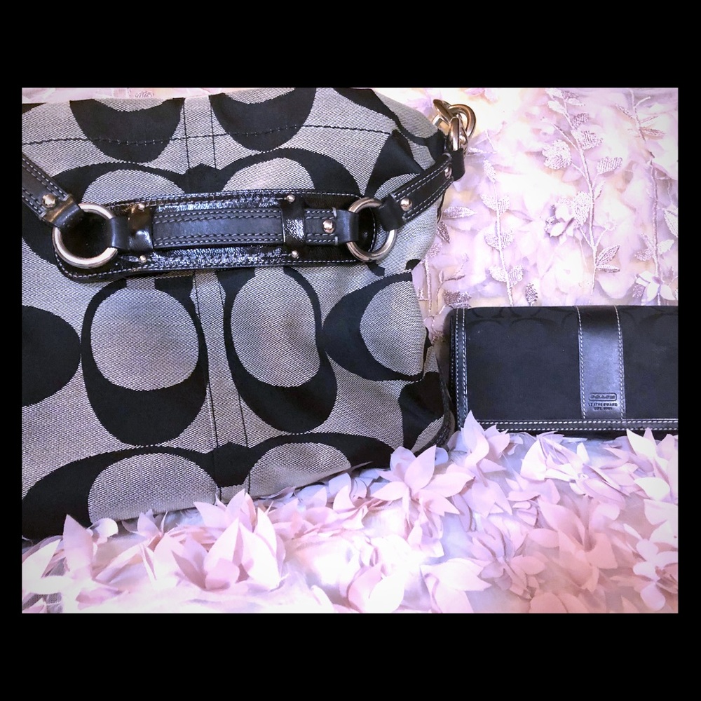 Original Coach Handbag with Matching Wallet